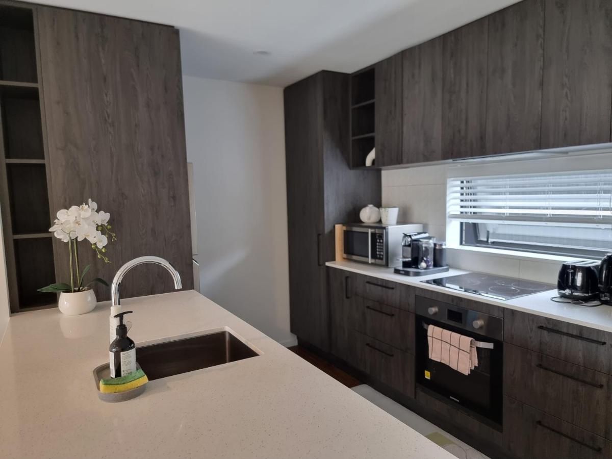 Addington Townhouse With Carpark 8Mins Walk To Hagley Park South Villa Christchurch Exteriör bild